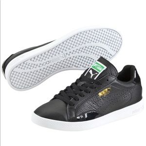Black puma match sneakers